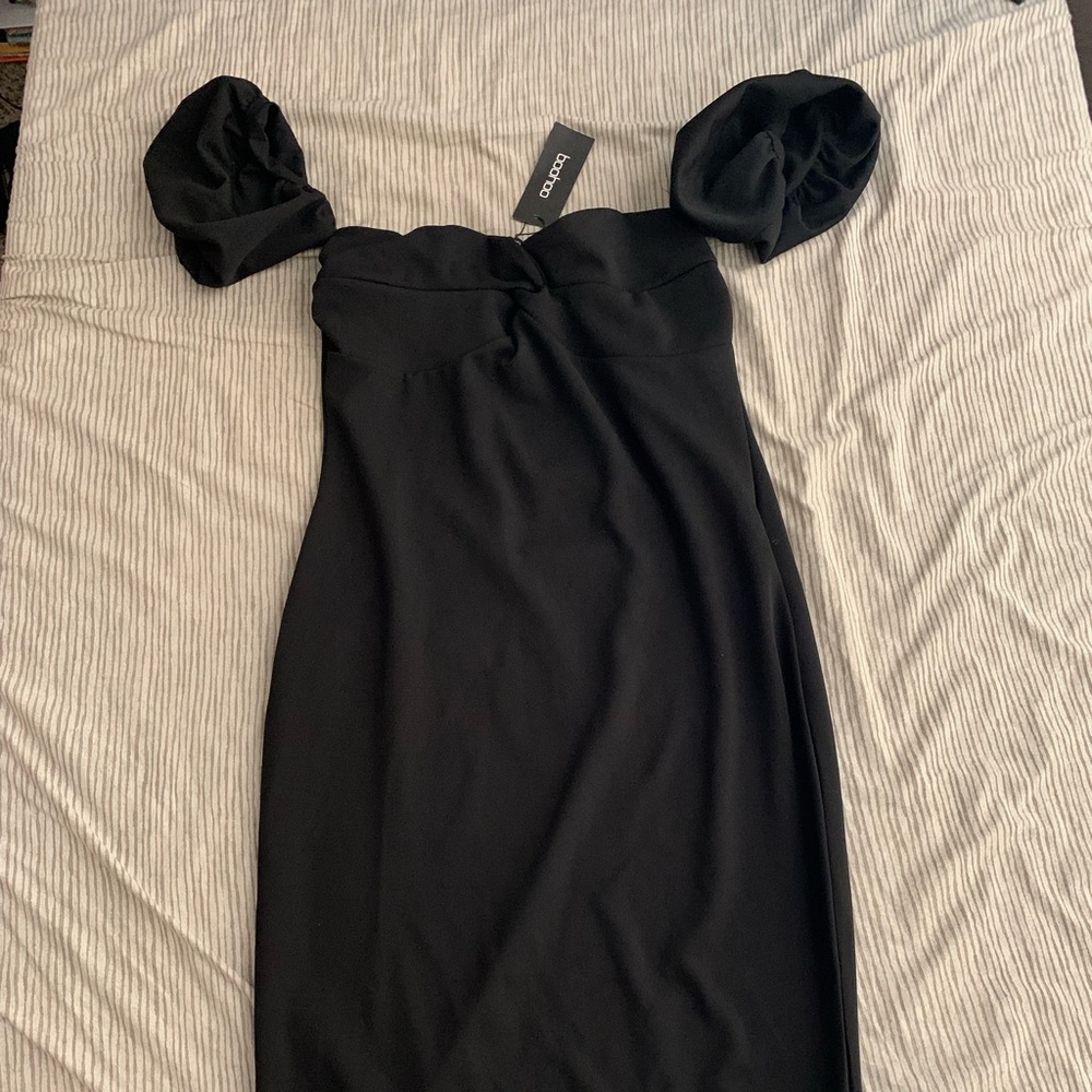 Midi Boohoo Black dress